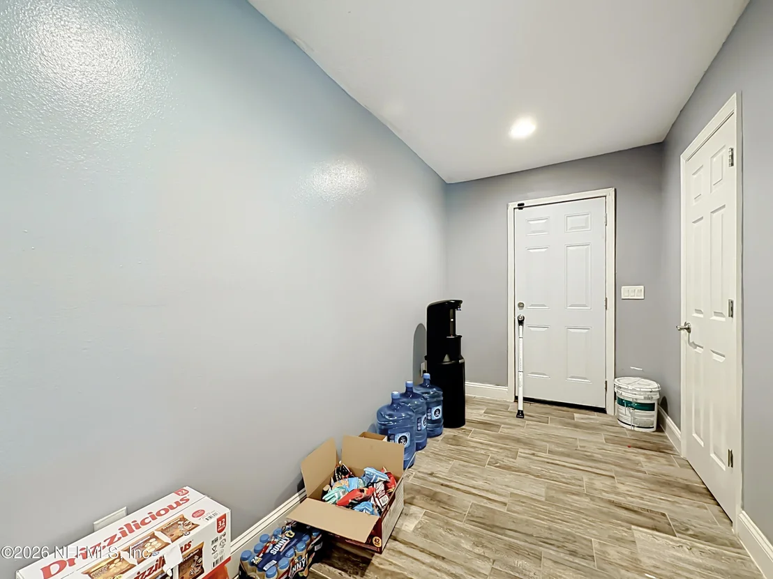 Photo of 3065 FRANCIS Road