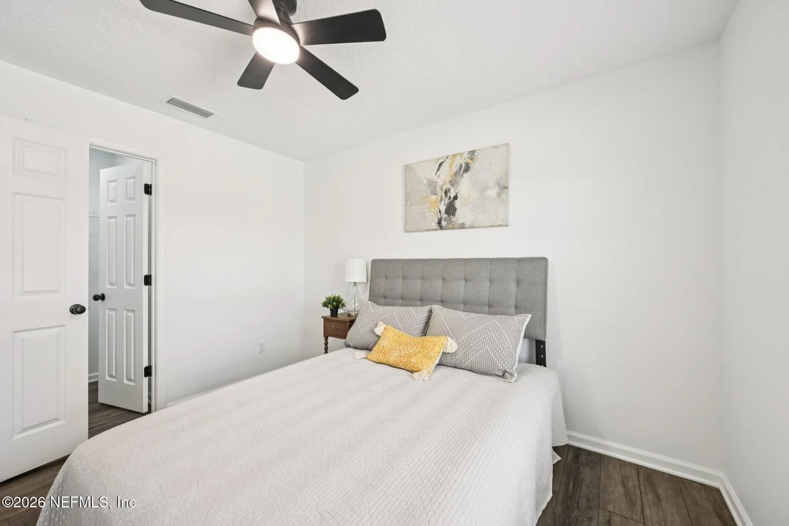 Photo of 54017 ASHERTON Cove