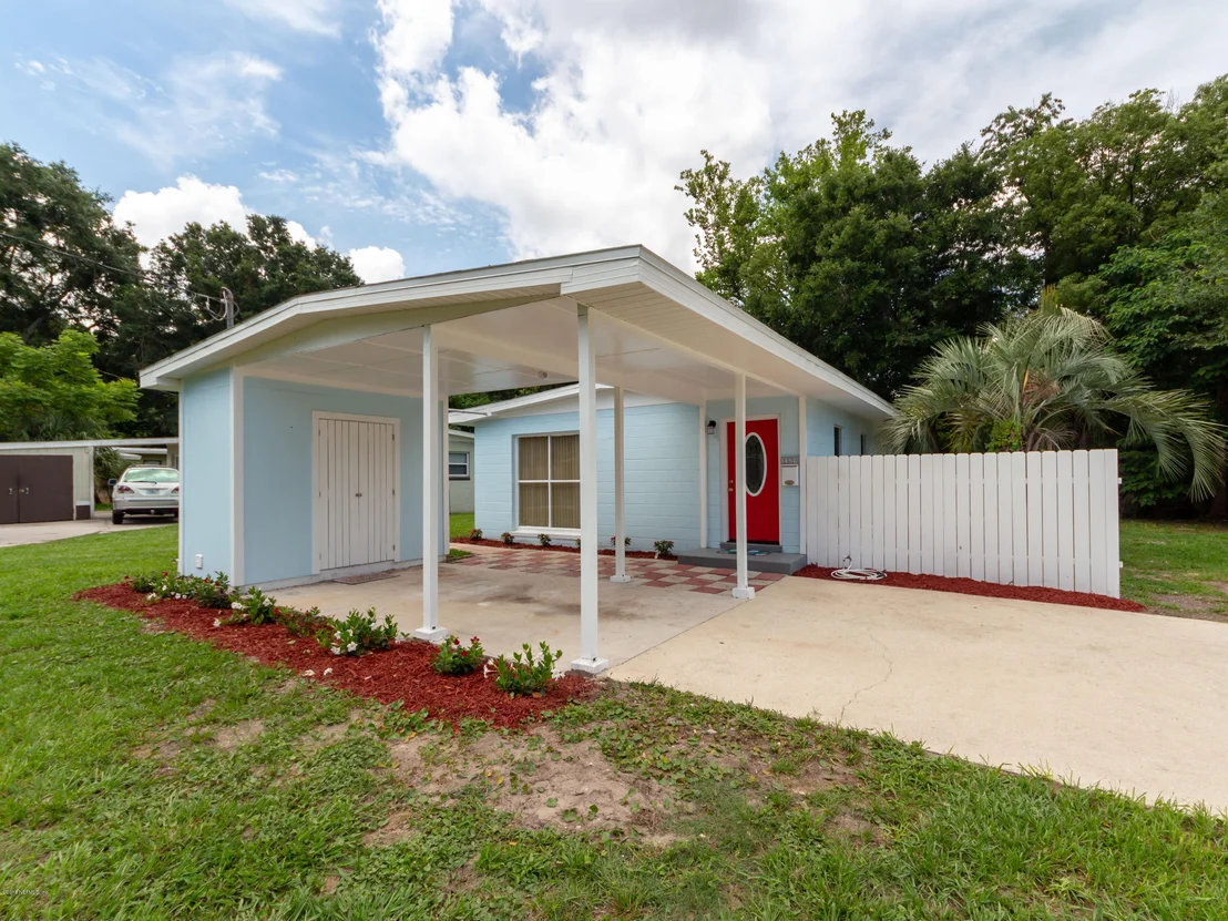Photo of 1456 GRIFLET Road
