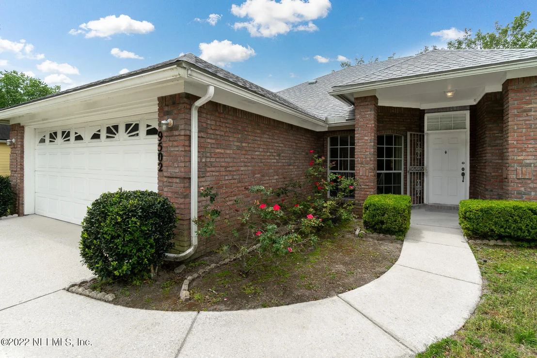 Photo of 9502 BROKEN OAK Boulevard