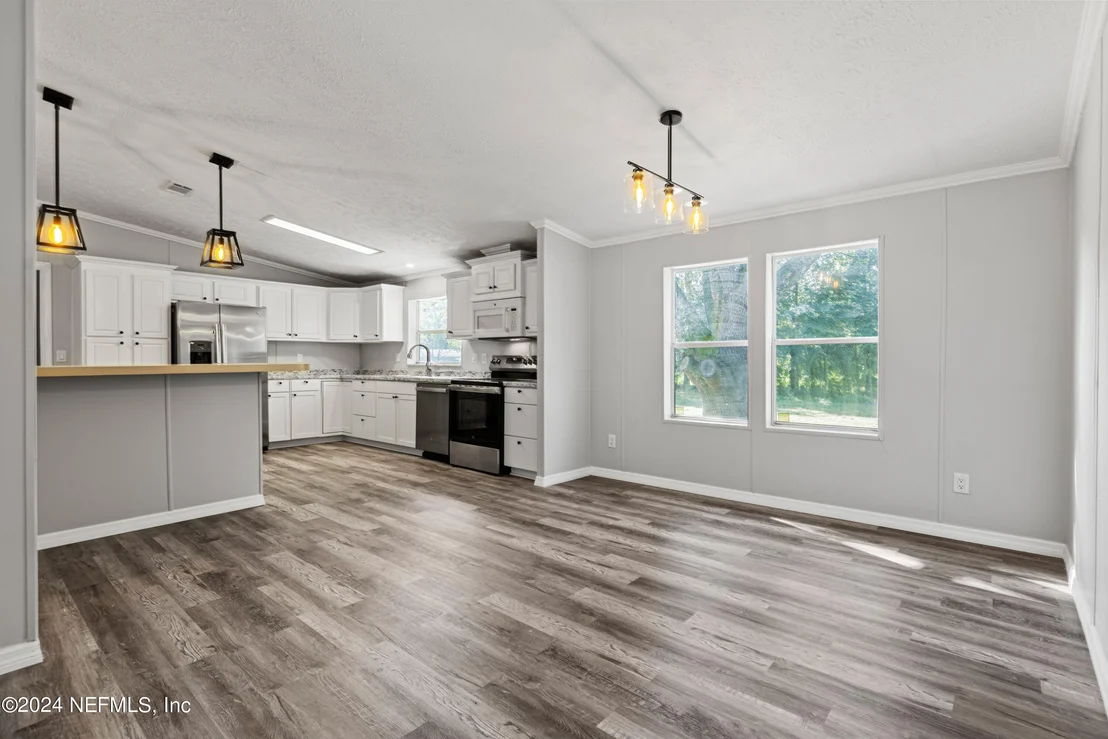 Photo of 3994 SUZANNE Drive