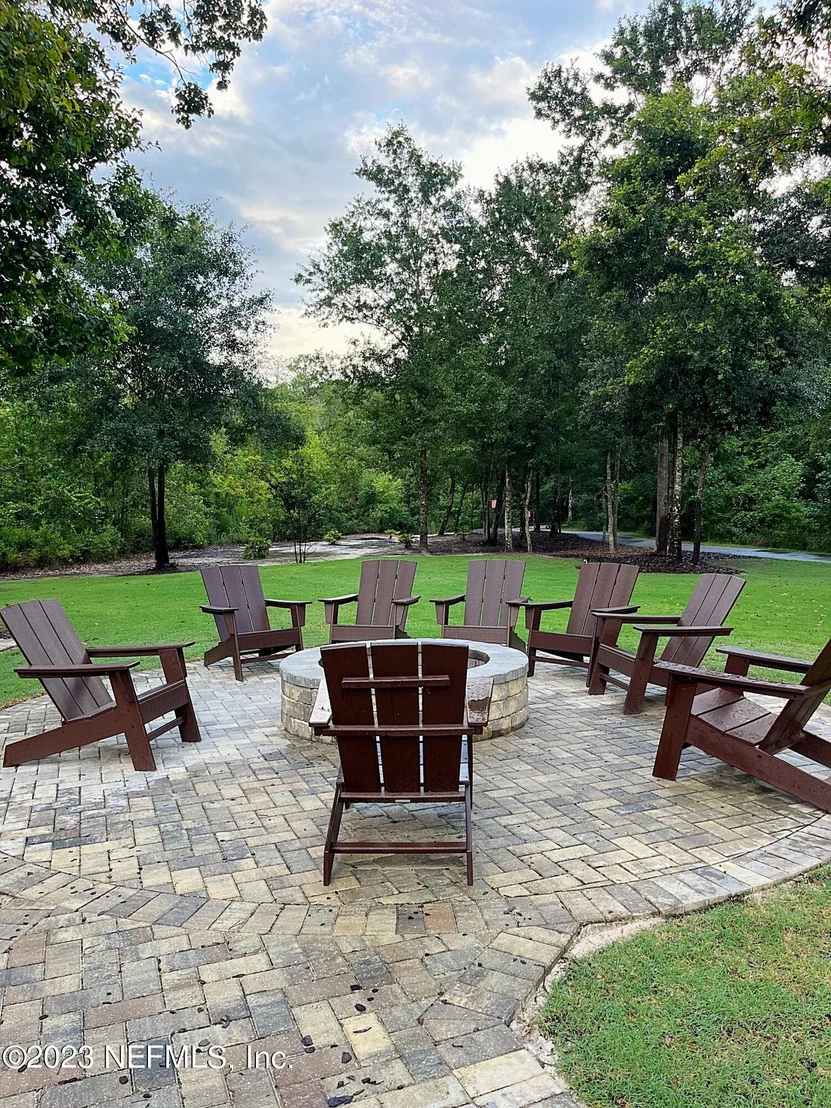 Photo of 309 GLENNEYRE Circle