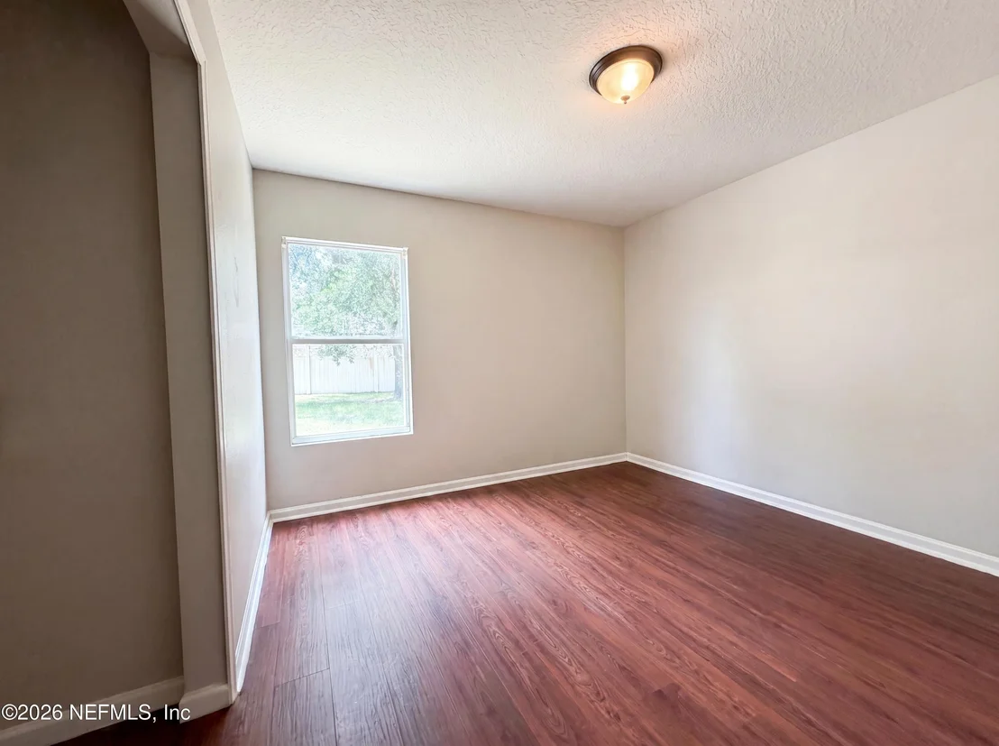 Photo of 617 BIRCHBARK Trail