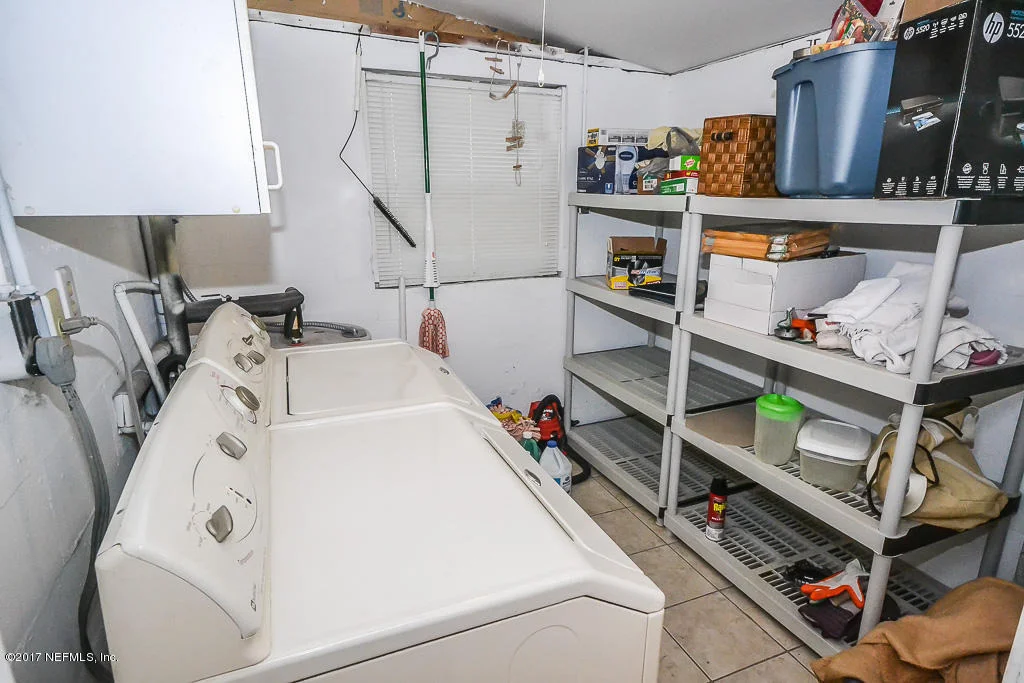 Photo of 341 SILVERSMITH Lane
