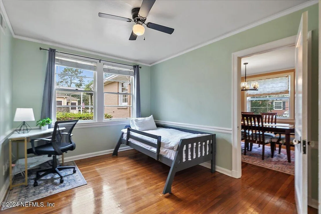 Photo of 1639 AVOCA Place