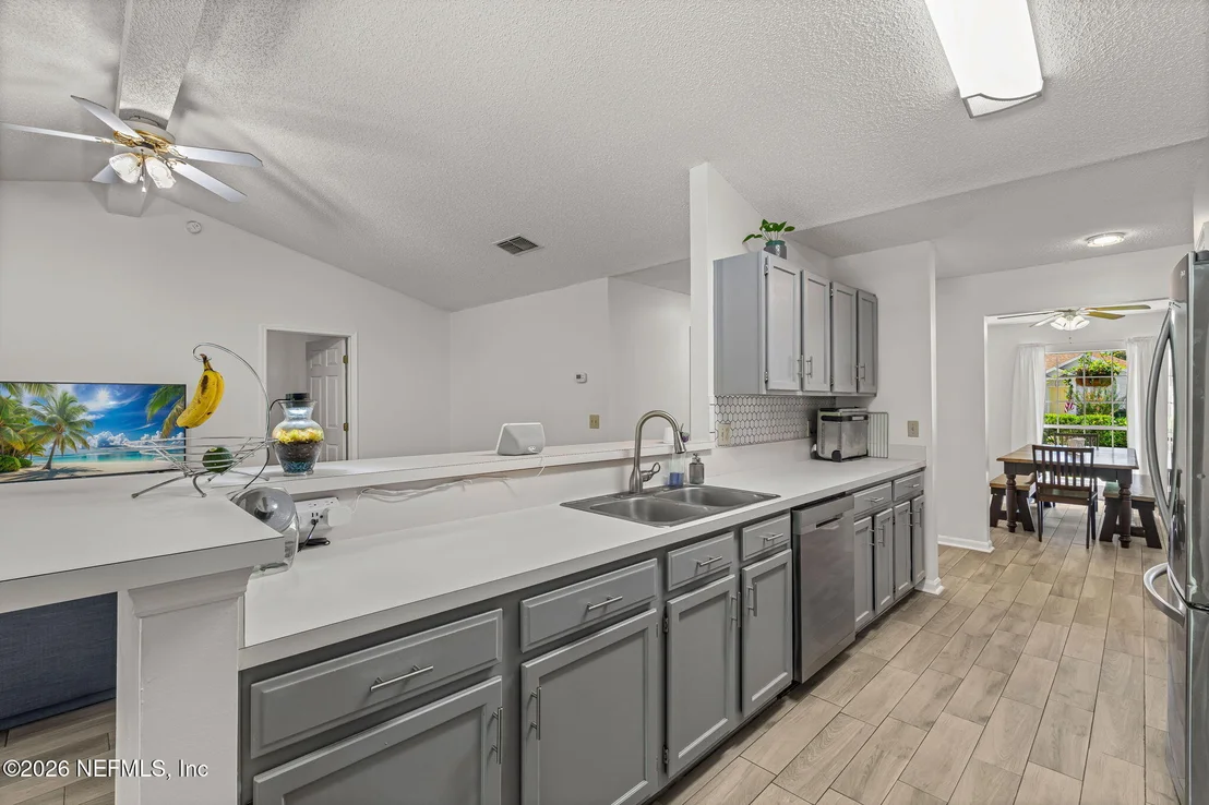Photo of 8078 MACNAUGHTON Drive