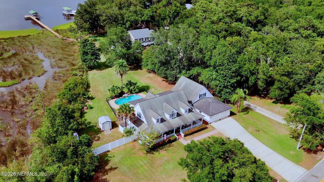 Photo of 1045 CEDAR BAY Road