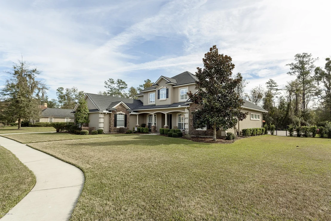 Photo of 465 SUMMERSET Drive