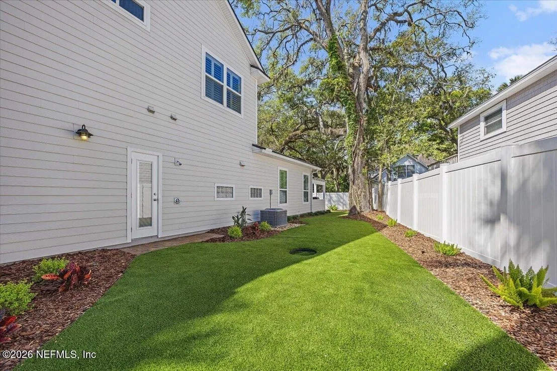 Photo of 398 SHERRY Drive