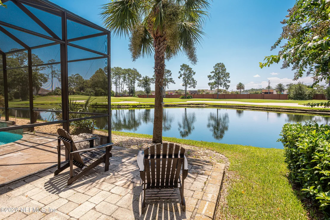 Photo of 1433 COURSE VIEW Drive