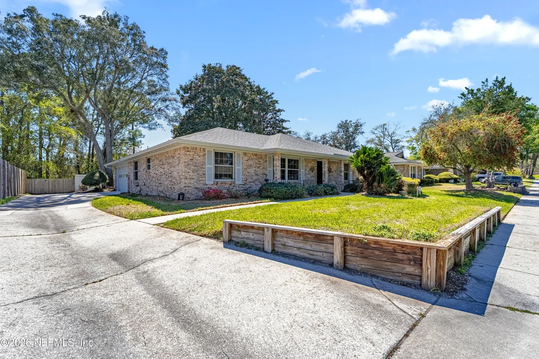 Photo of 1618 BRISTOL Place