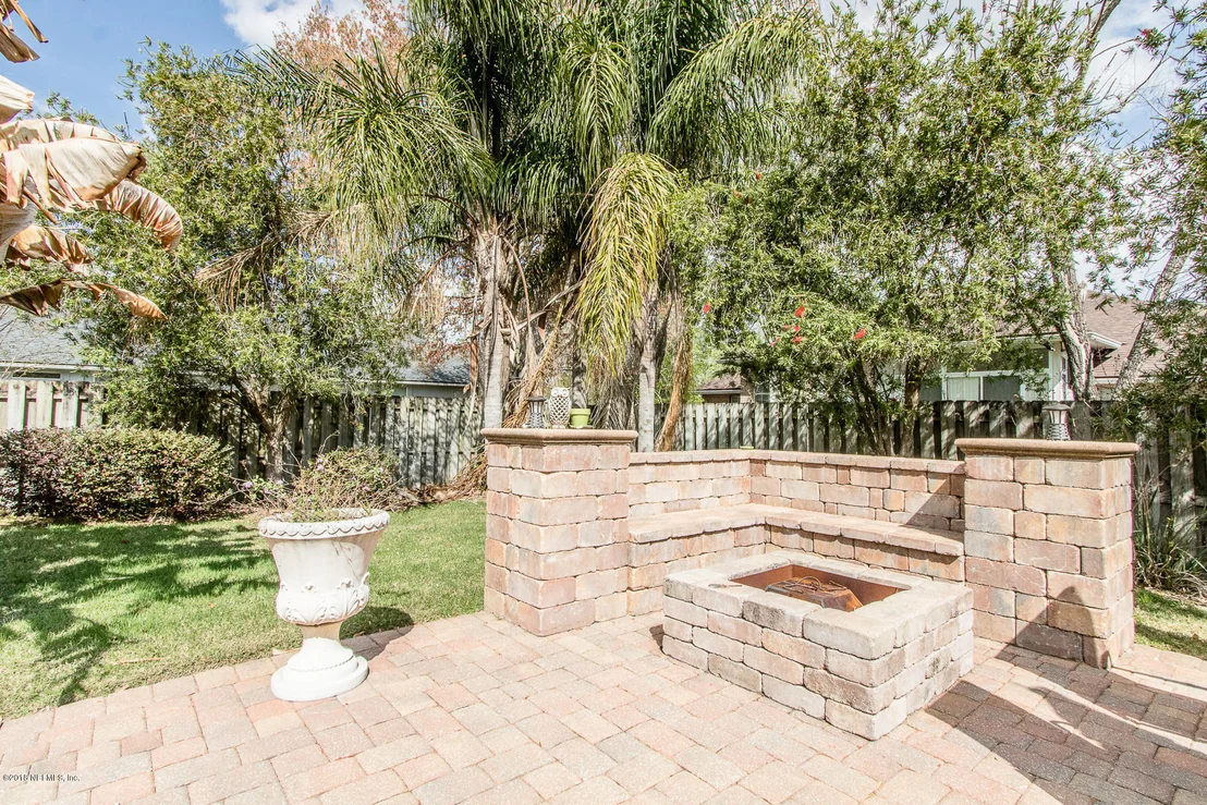 Photo of 1884 BLUEBONNET Way