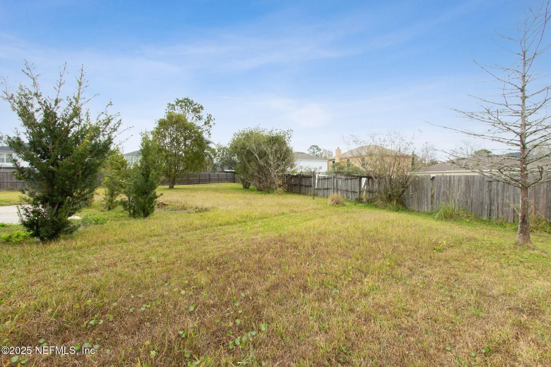 Photo of 2005 FROGMORE Drive