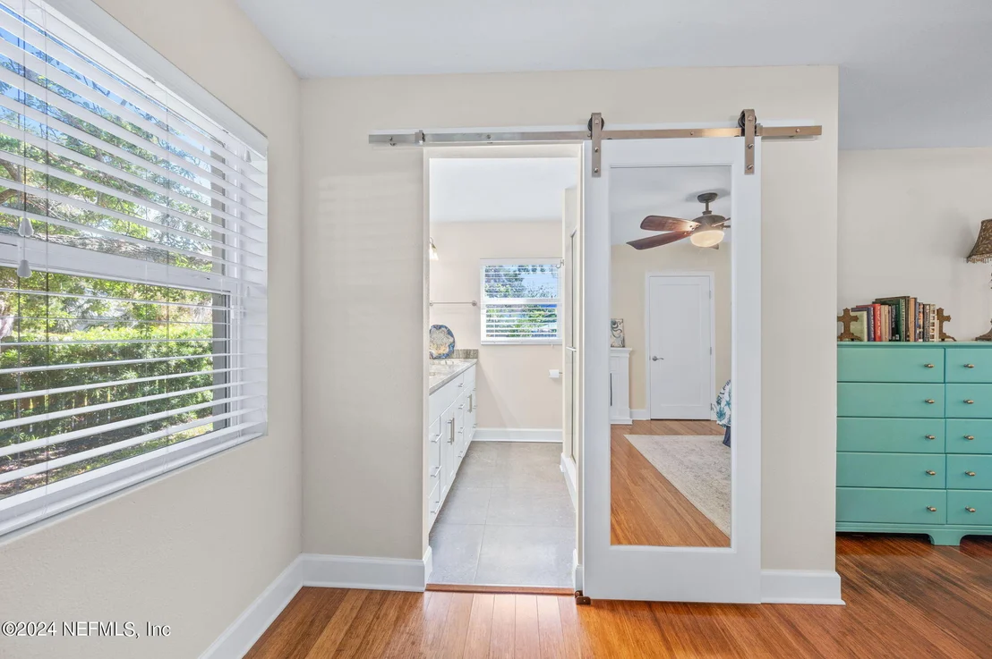 Photo of 6 OGLETHORPE Boulevard