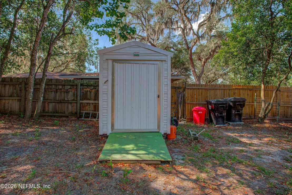 Photo of 8042 COUNTY LINE Road