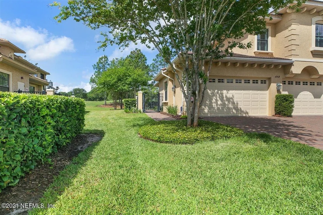 Photo of Unit 201 at 112 LATERRA LINKS Circle