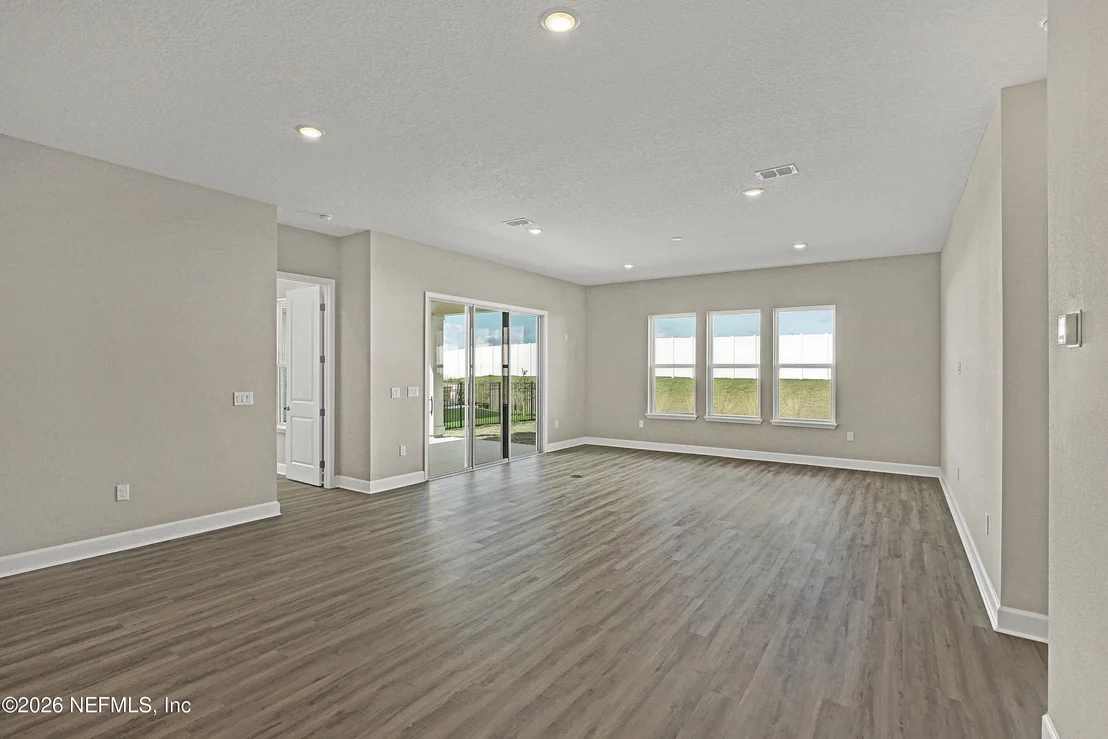 Photo of 487 KNOTTED BIRCH Avenue
