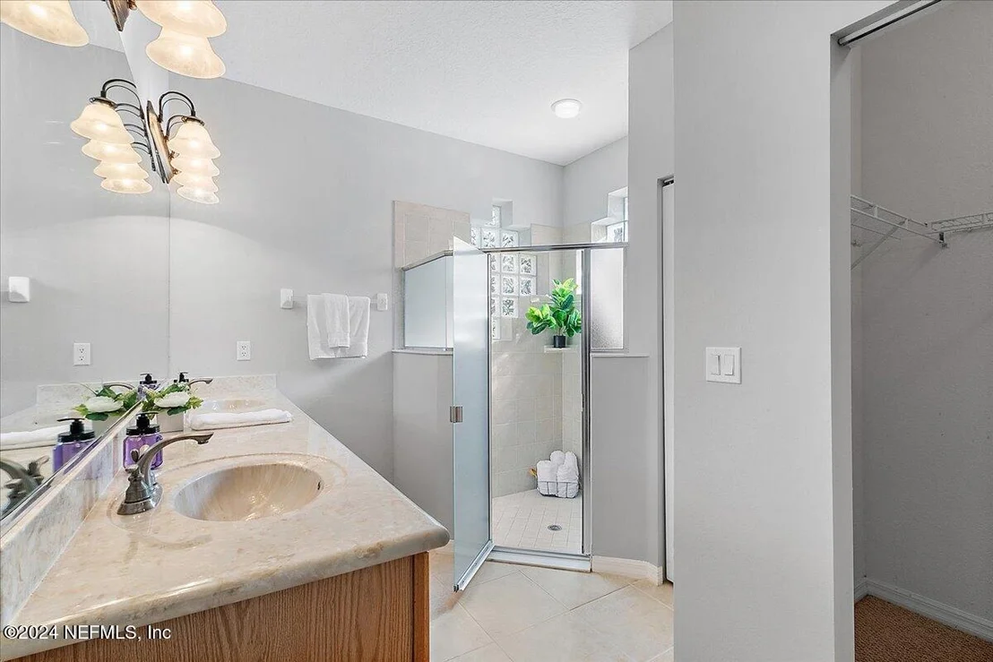 Photo of 1053 RIDGEWOOD Lane