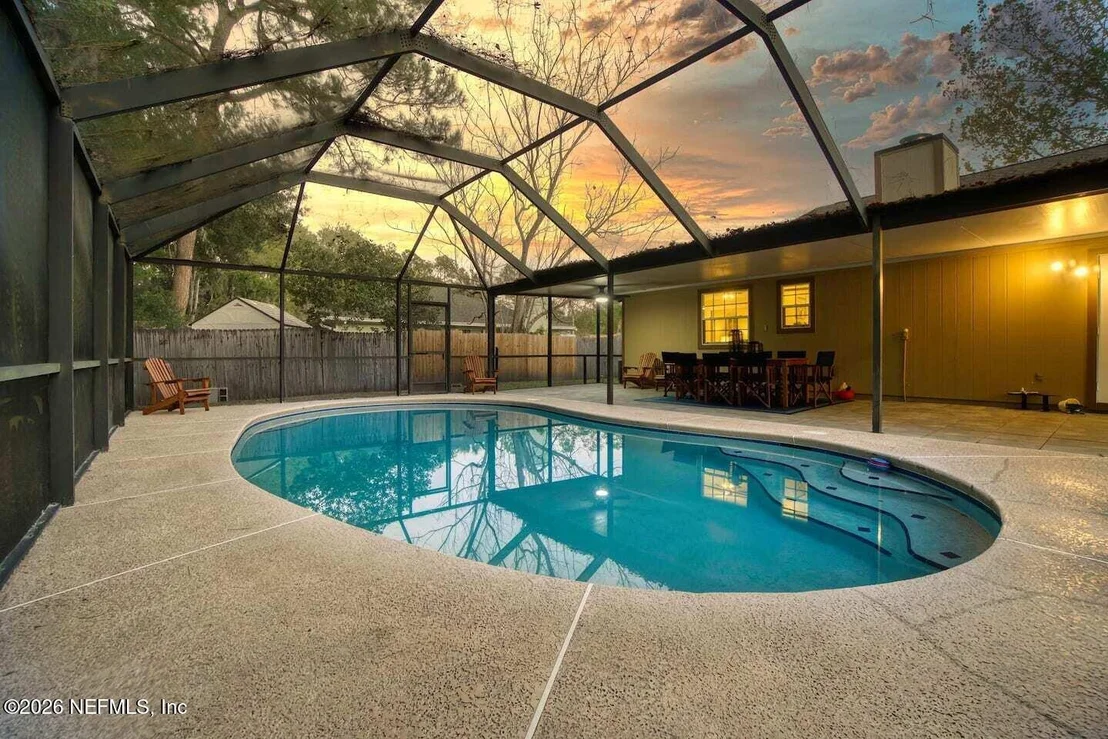 Photo of 4293 WALNUT Bend