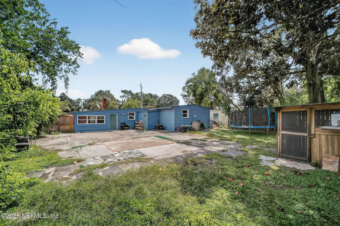 Photo of 10336 AGAVE Road