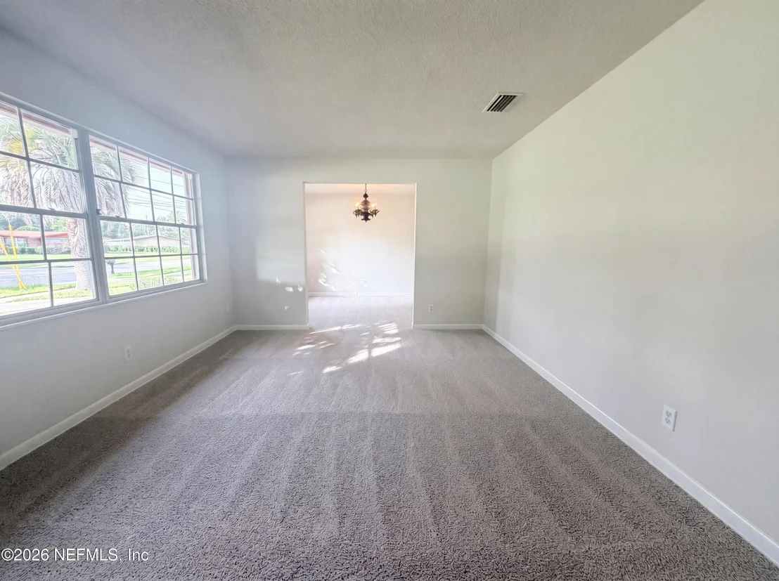 Photo of 279 BONNLYN Drive