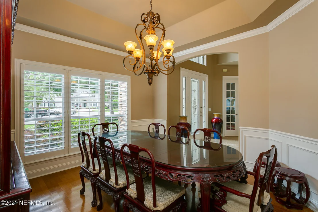 Photo of 1607 SILVER LEAF Way