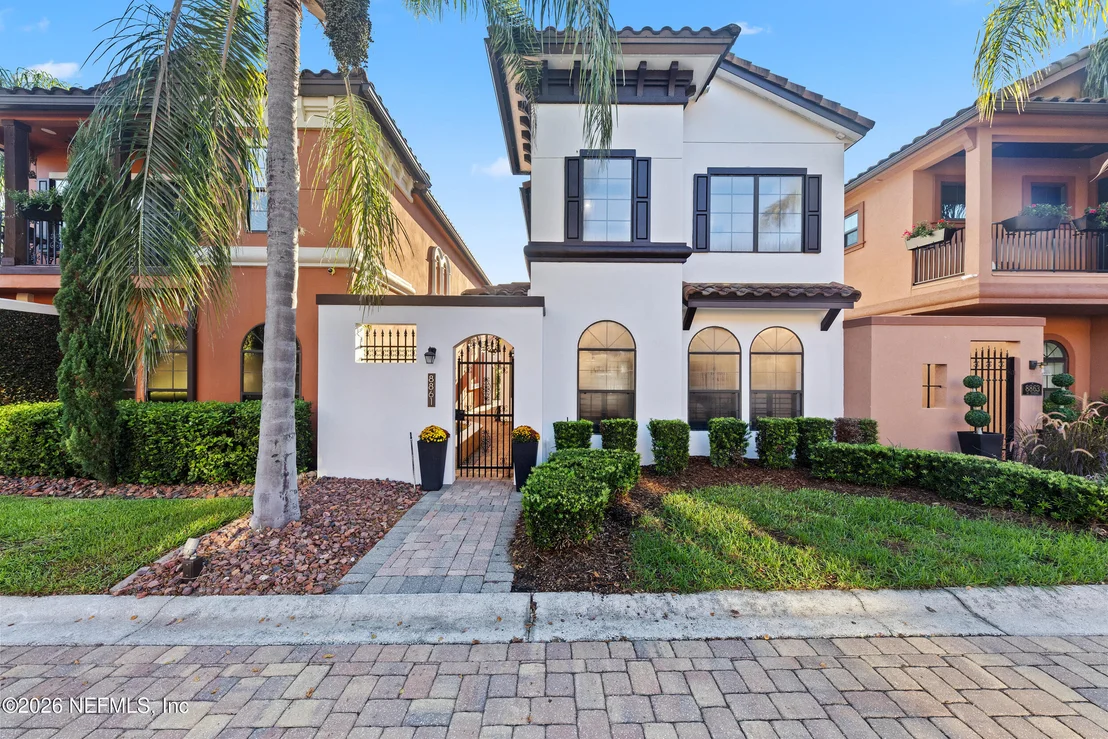 Photo of 8861 LA TERRAZZA Place