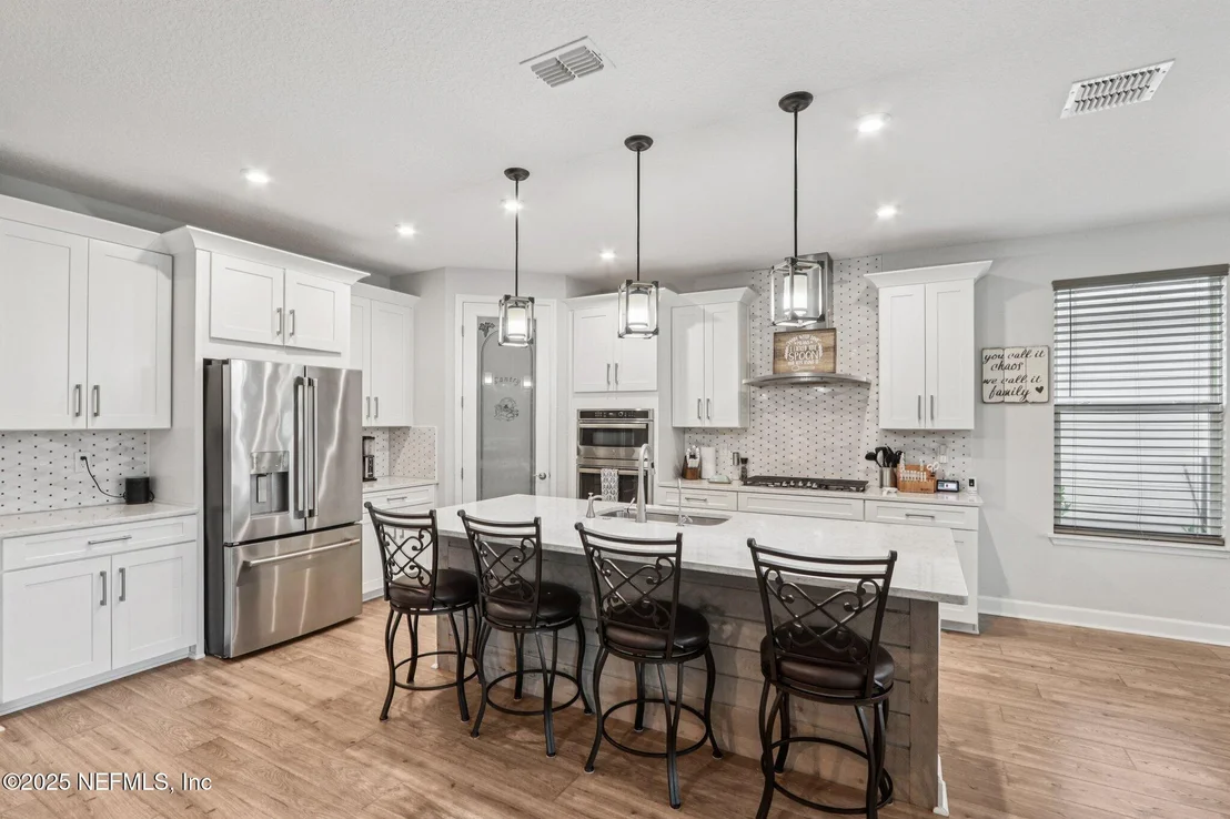 Photo of 576 MARQUESA Circle