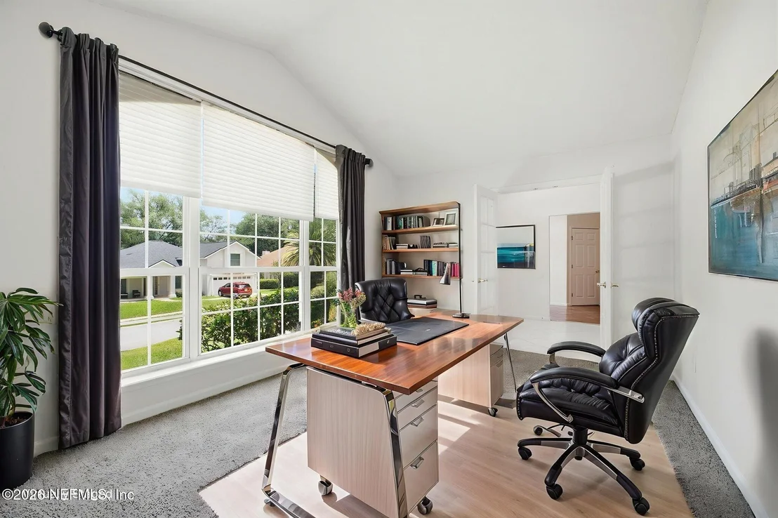 Photo of 6112 WINDING BRIDGE Drive