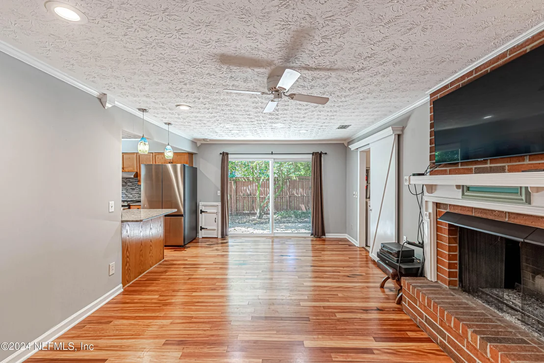 Photo of 2901 PACES FERRY Road S