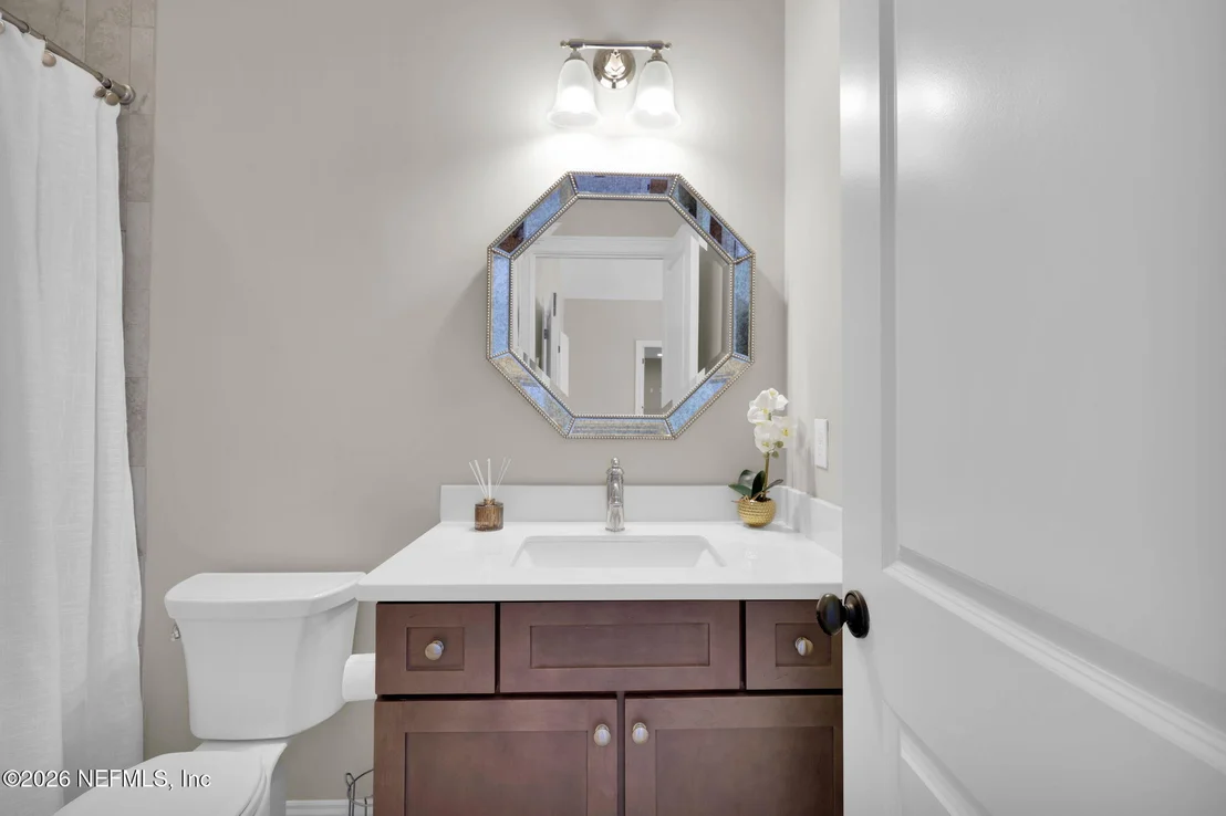Photo of 122 SENORA Court