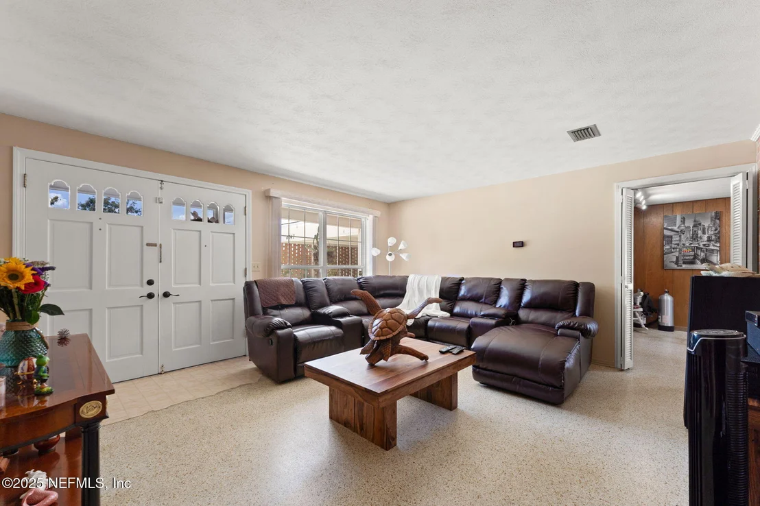 Photo of 4047 SCHIRRA Drive