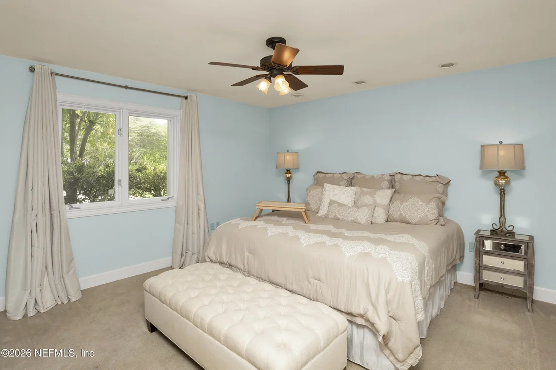 Photo of 33 CORONA Road