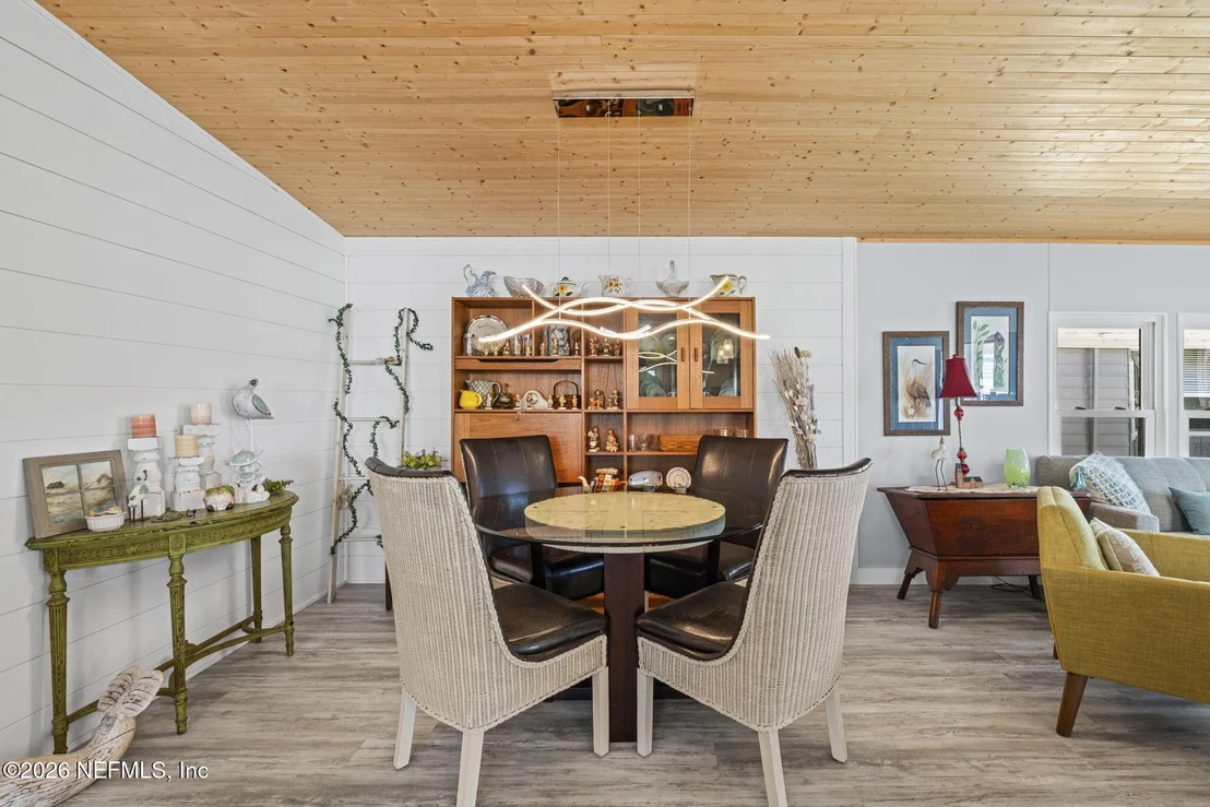 Photo of 223 STARBOARD Drive