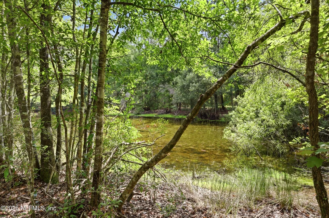 Photo of 143 PINE TREE Road