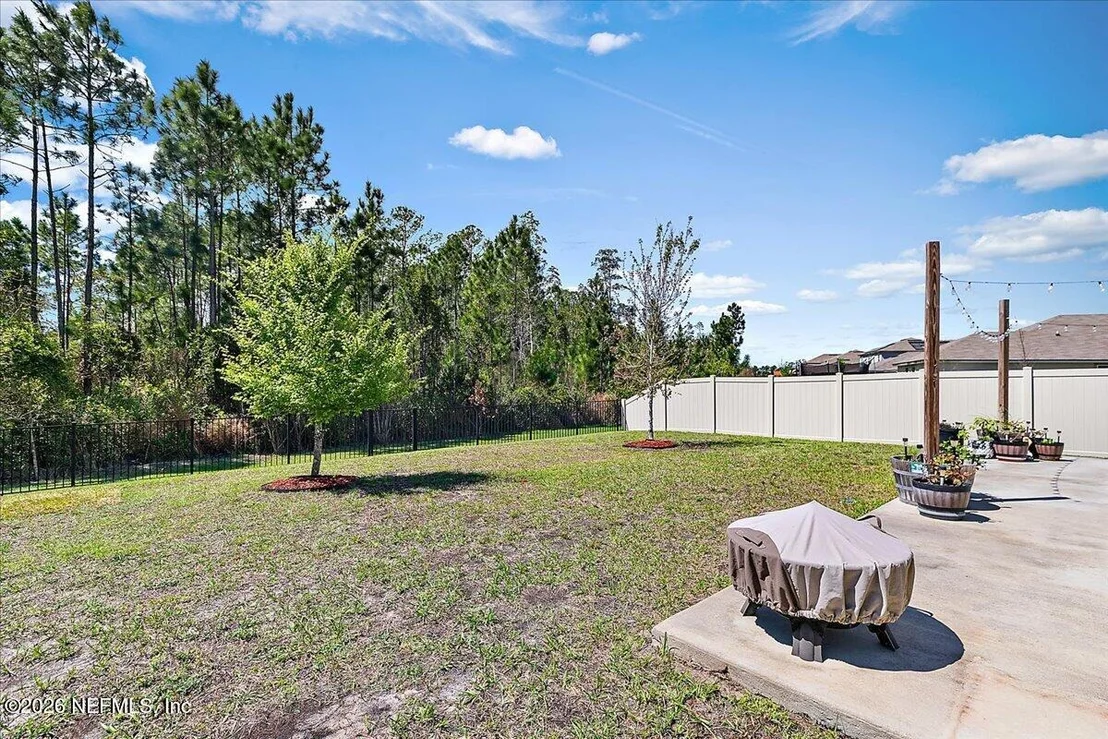 Photo of 65394 RIVER GLEN Parkway