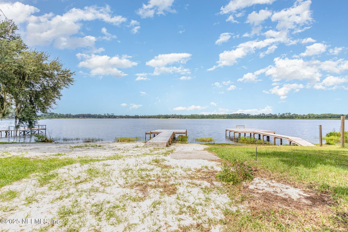 Photo of 133 WALKER Drive