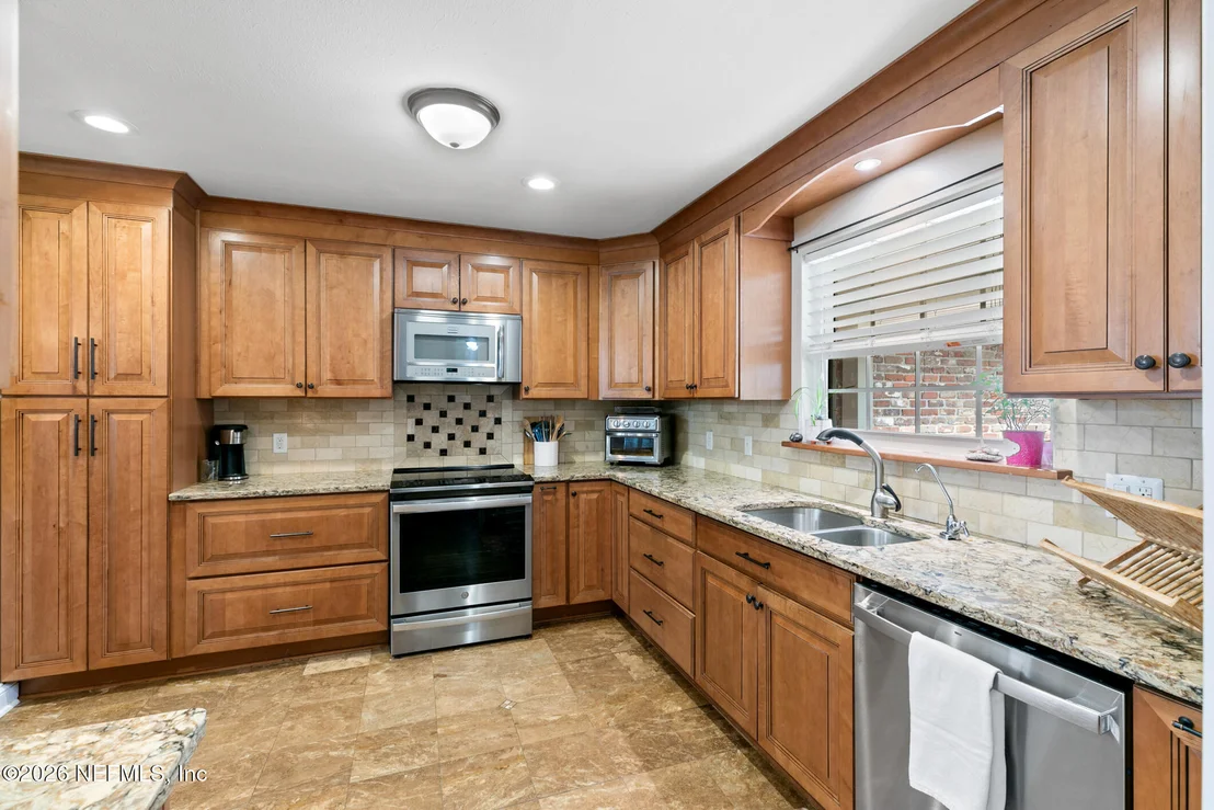 Photo of 2320 HOLLY LEAF Lane