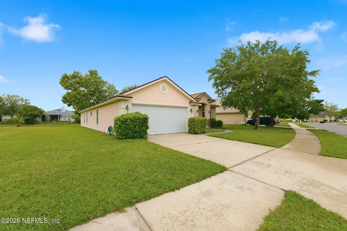 Photo of 9517 ADELAIDE Drive
