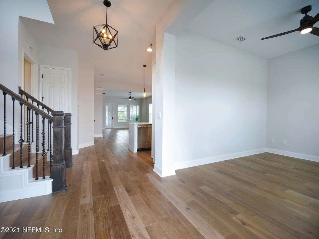 Photo of 70 BURLCREST Court