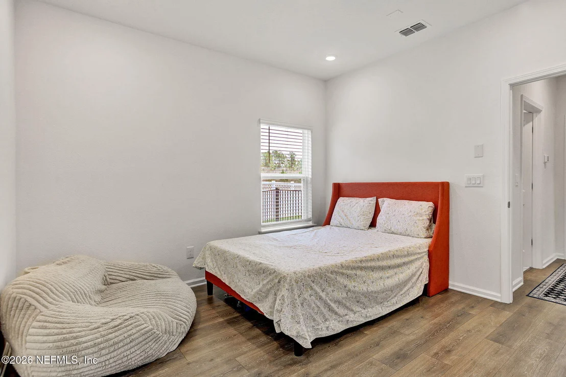 Photo of 25 SILVER LILY Way
