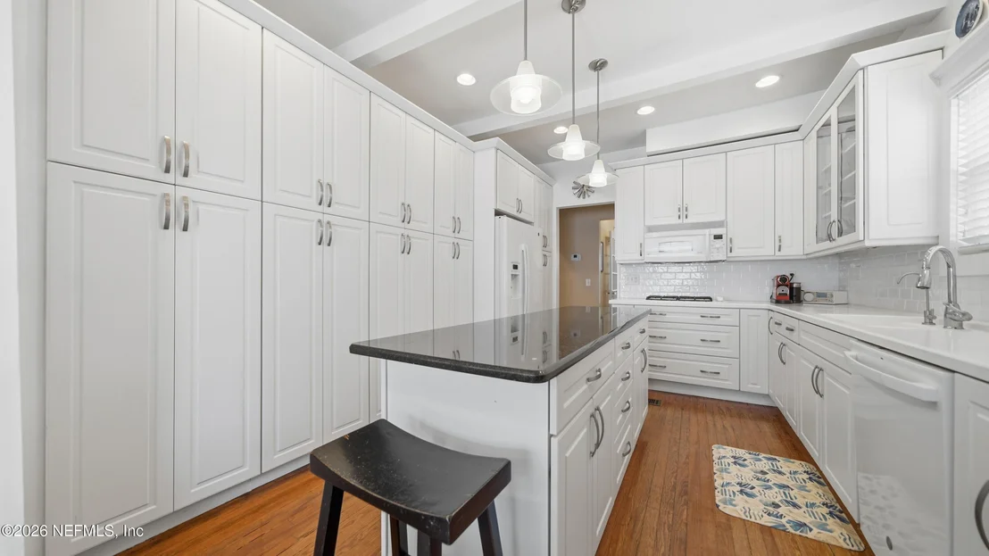Photo of 2131 POST Street