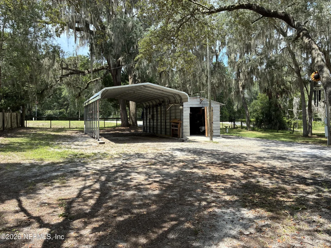 Photo of 932 S COUNTY RD 21