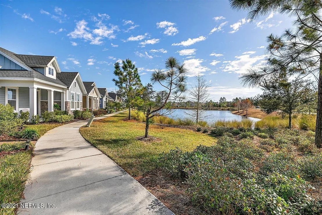 Photo of 93 BEACHBERRY Court
