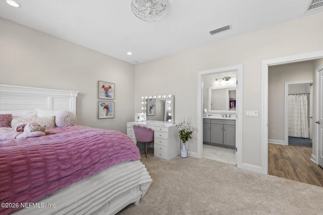 Photo of 105 AWLLEAF Court