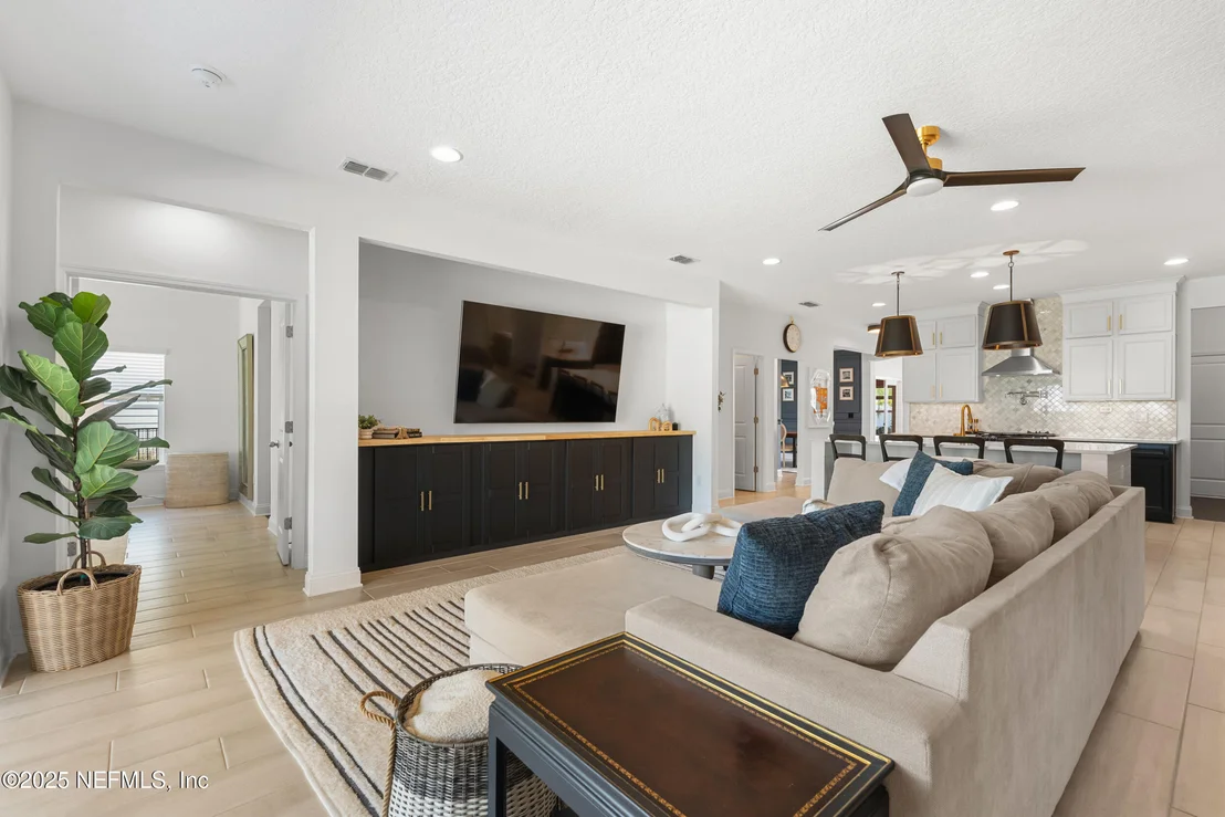 Photo of 230 MARQUESA Circle