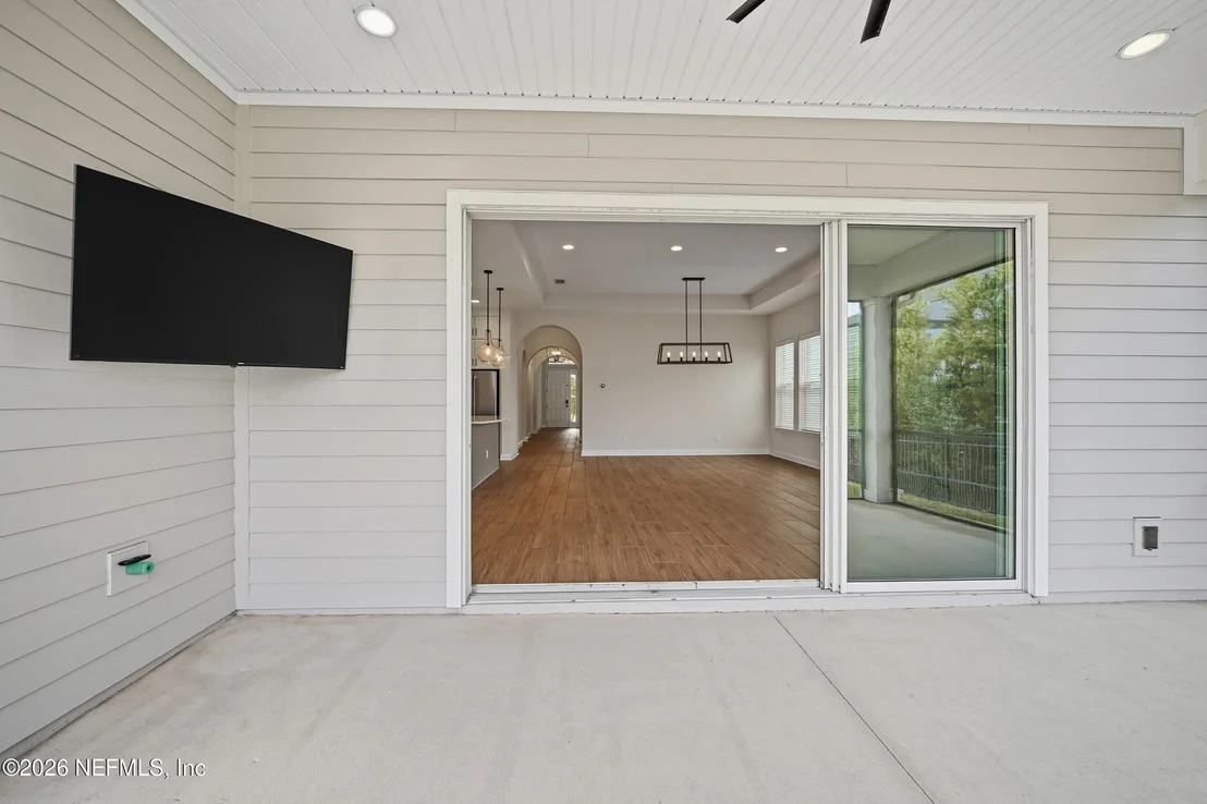 Photo of 307 PARKBLUFF Circle