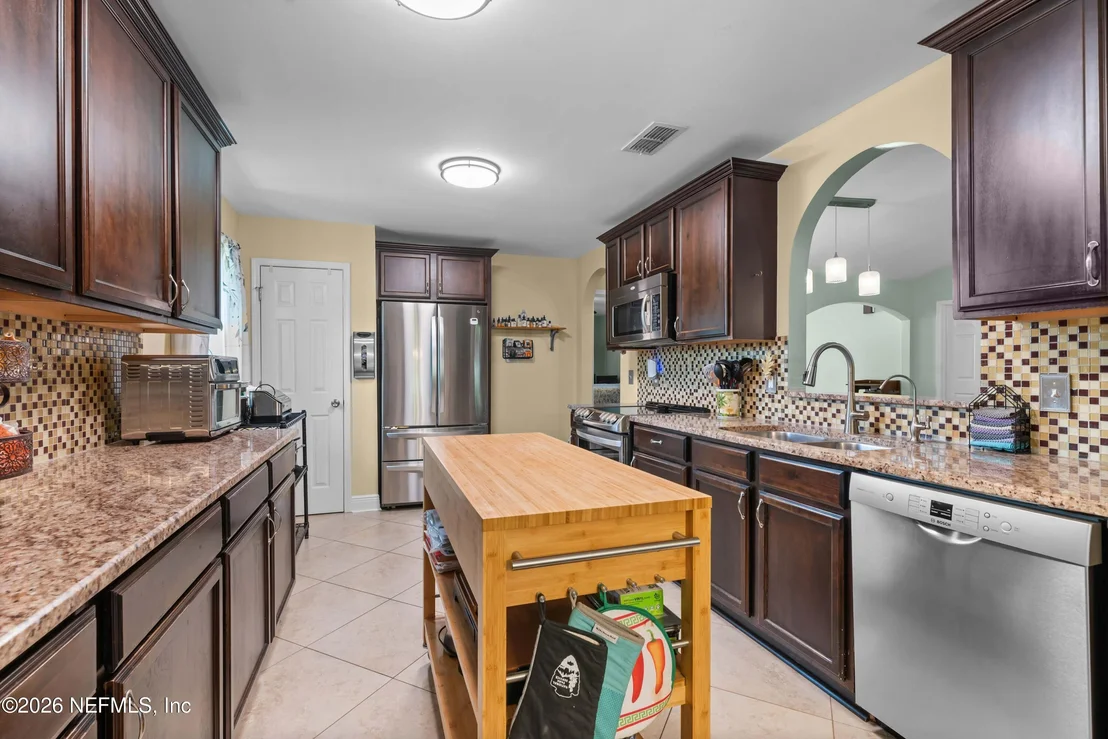 Photo of 12131 BANYAN TREE Drive