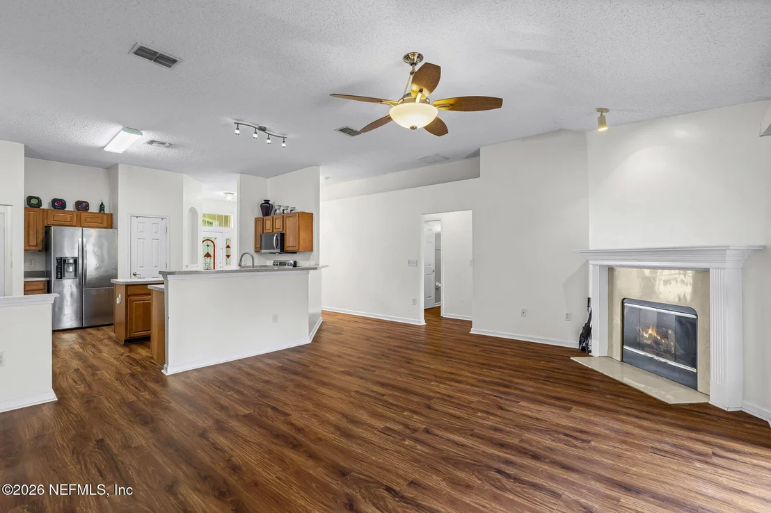 Photo of 9435 PROSPERITY LAKE Drive