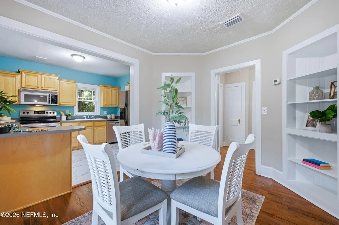 Photo of 1335 MURRAY Drive